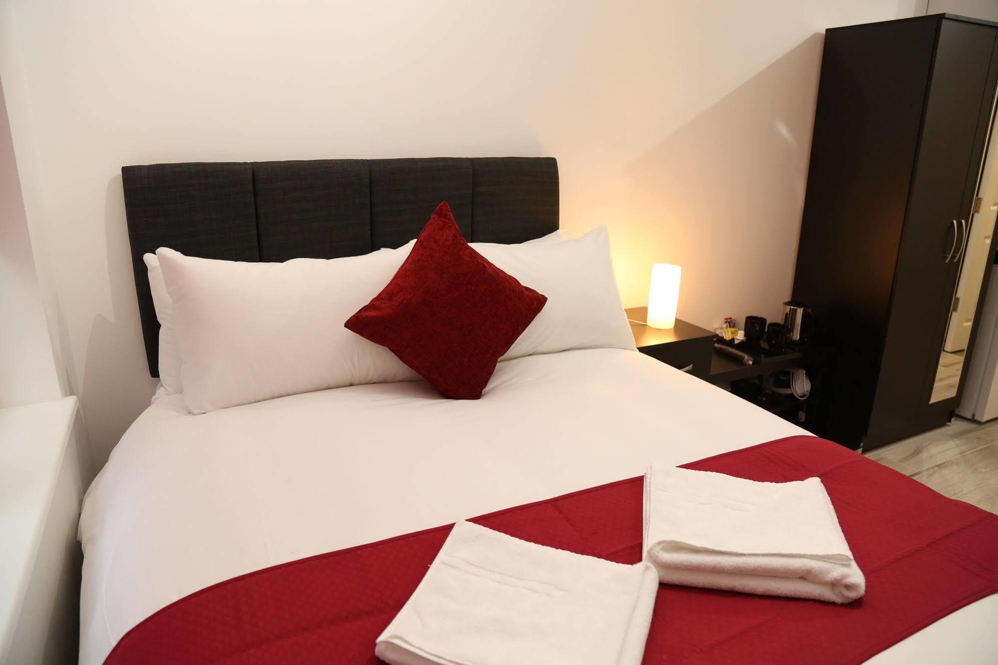 Wembley Park Hotel London Eksteriør billede
